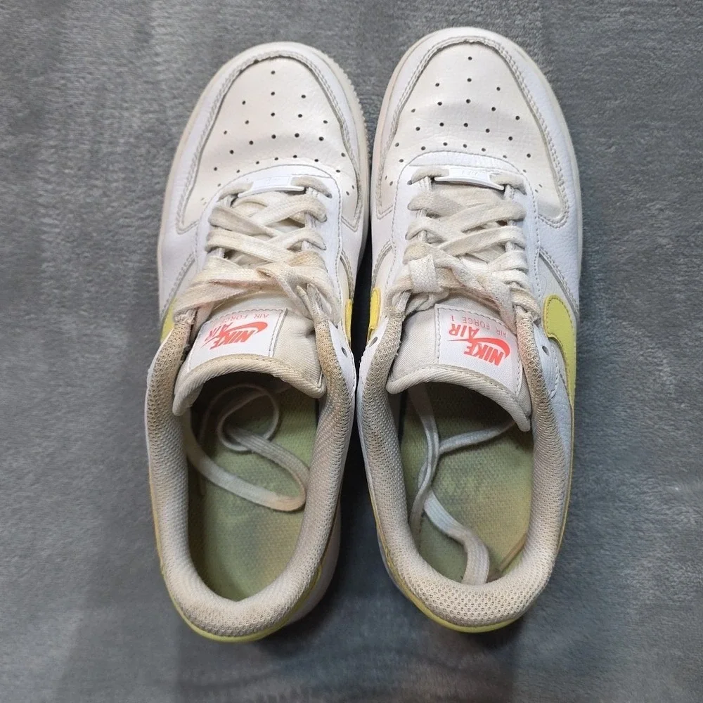 Size‎ 8.5 - Nike Air Force 1 '07 White Light Citron W